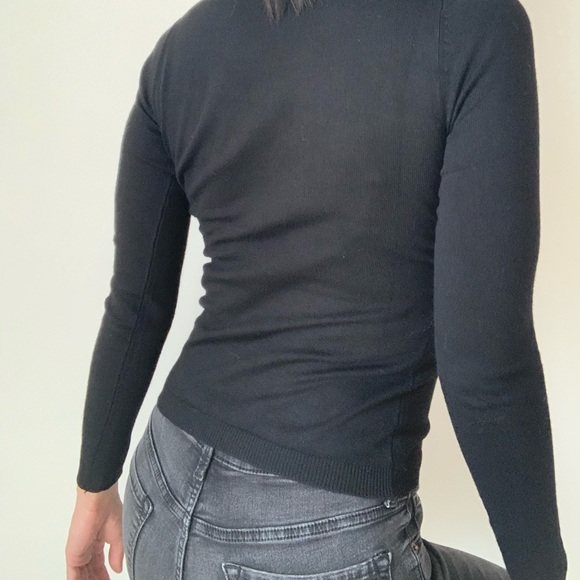 LYON SOFT HIGH NECK SLIM FIT TOP - BLACK - Picture 8 of 10